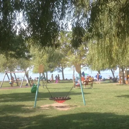 Kajut Apartman Σπίτι διακοπών Balatonfenyves