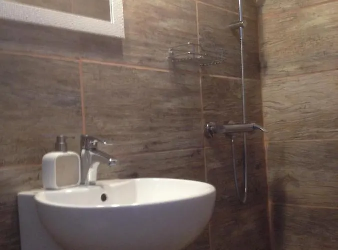 Kajut Apartman Балатонфеньвеш
